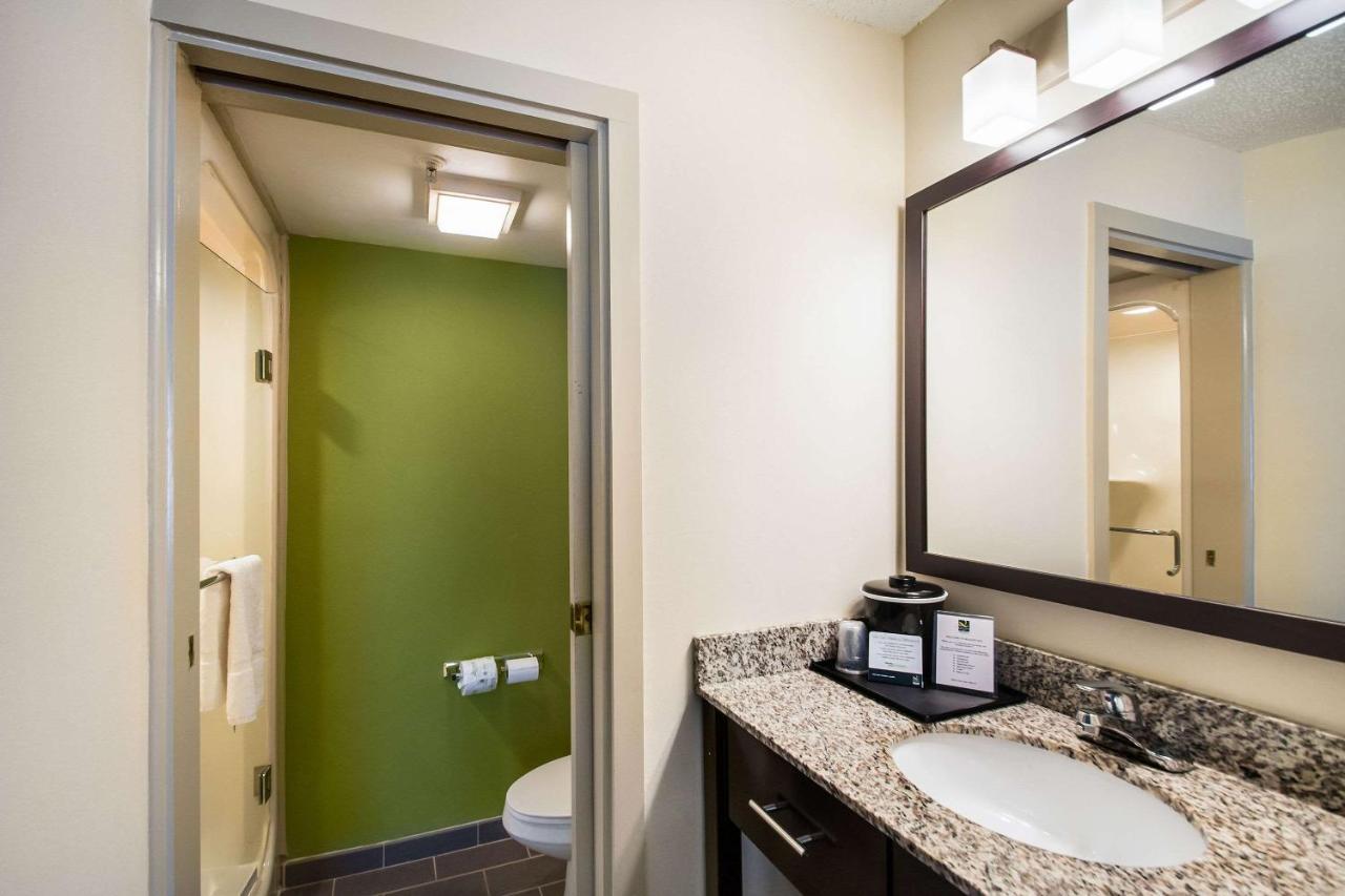 Quality Inn Grasonville Екстер'єр фото
